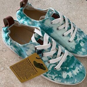 Spenco women Tie-Dye Sneakers sz 7B new